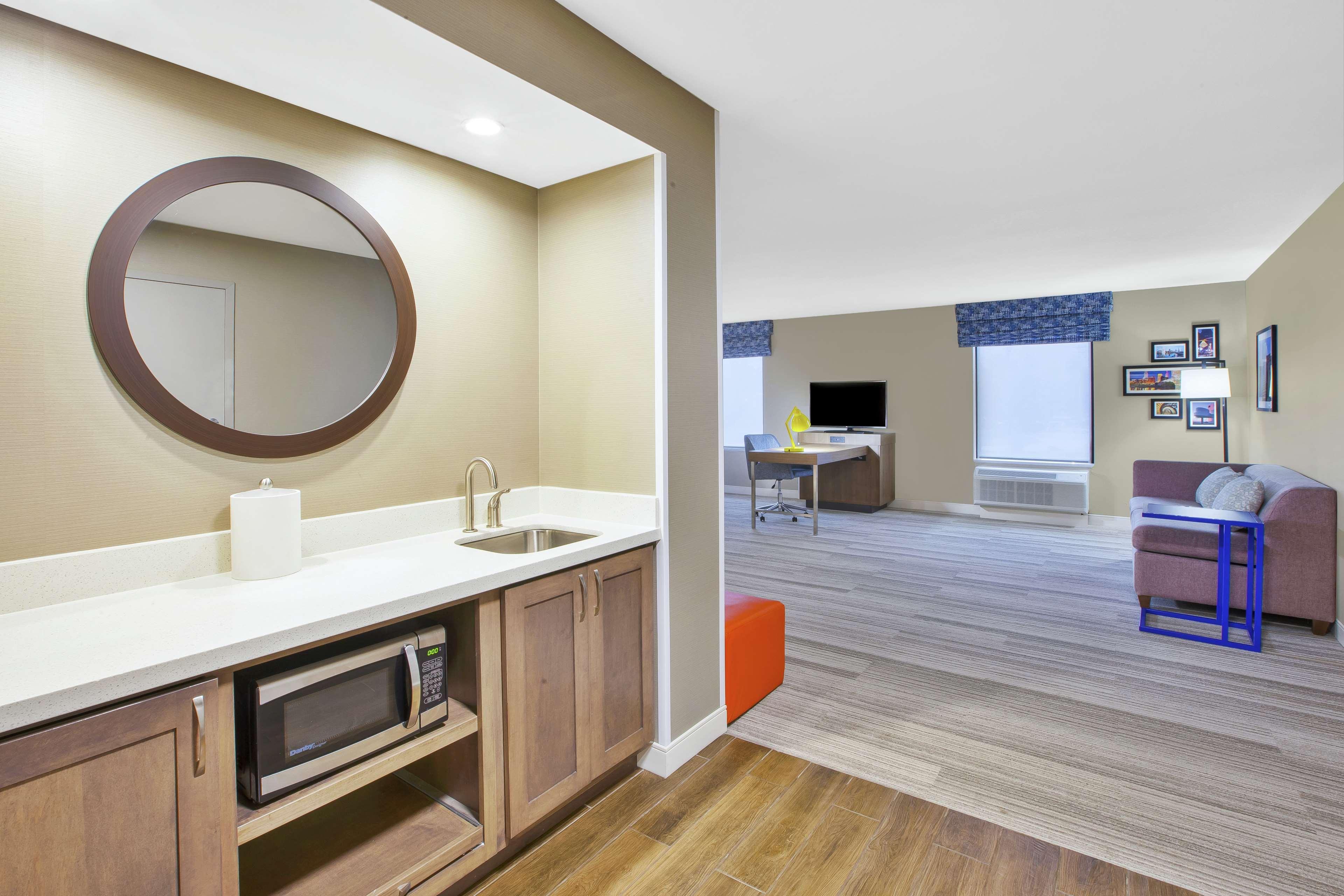 Hampton Inn & Suites Oakwood Village-Cleveland Zewnętrze zdjęcie